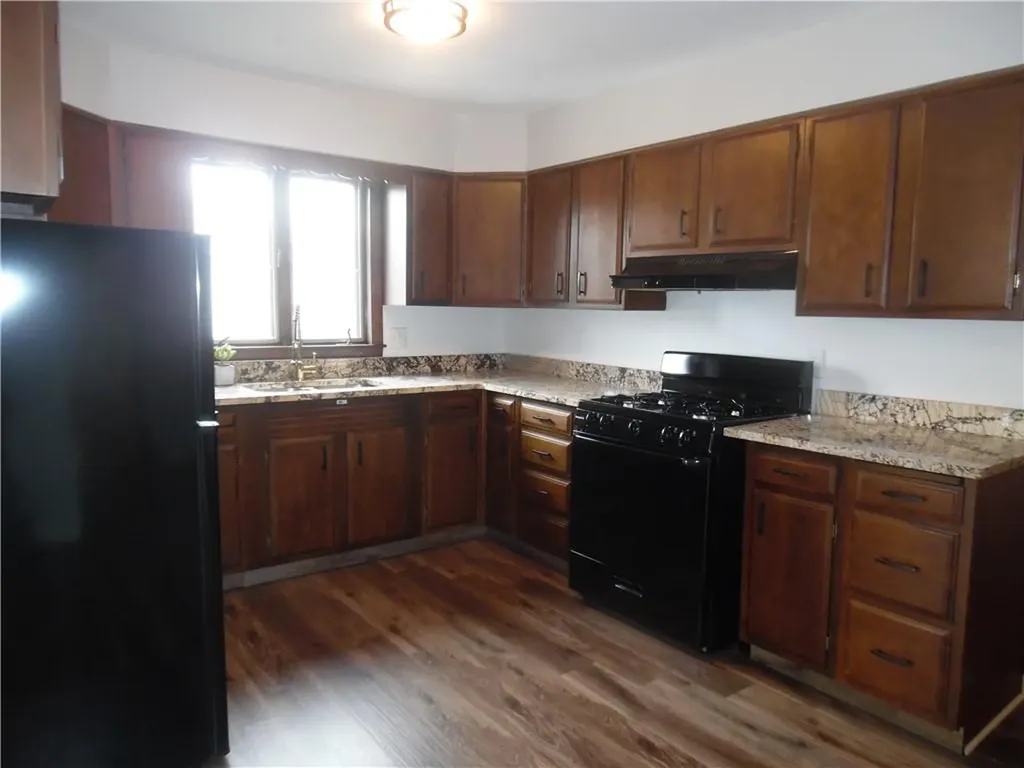 319 Main Street Warren RI 02885