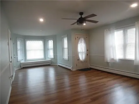 319 Main Street Warren RI 02885