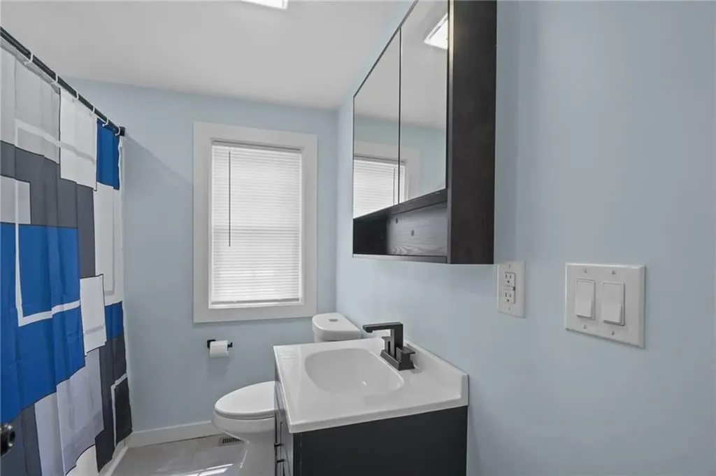 95 Harmony Court Warwick RI 02889
