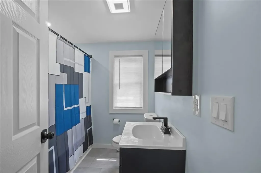 95 Harmony Court Warwick RI 02889