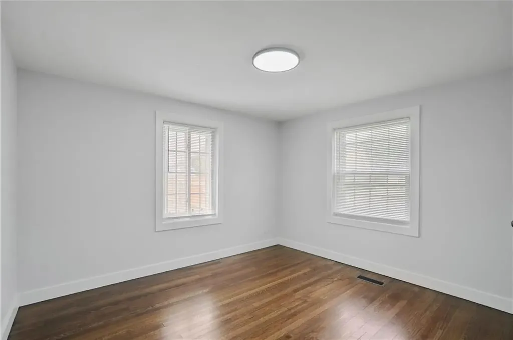 95 Harmony Court Warwick RI 02889