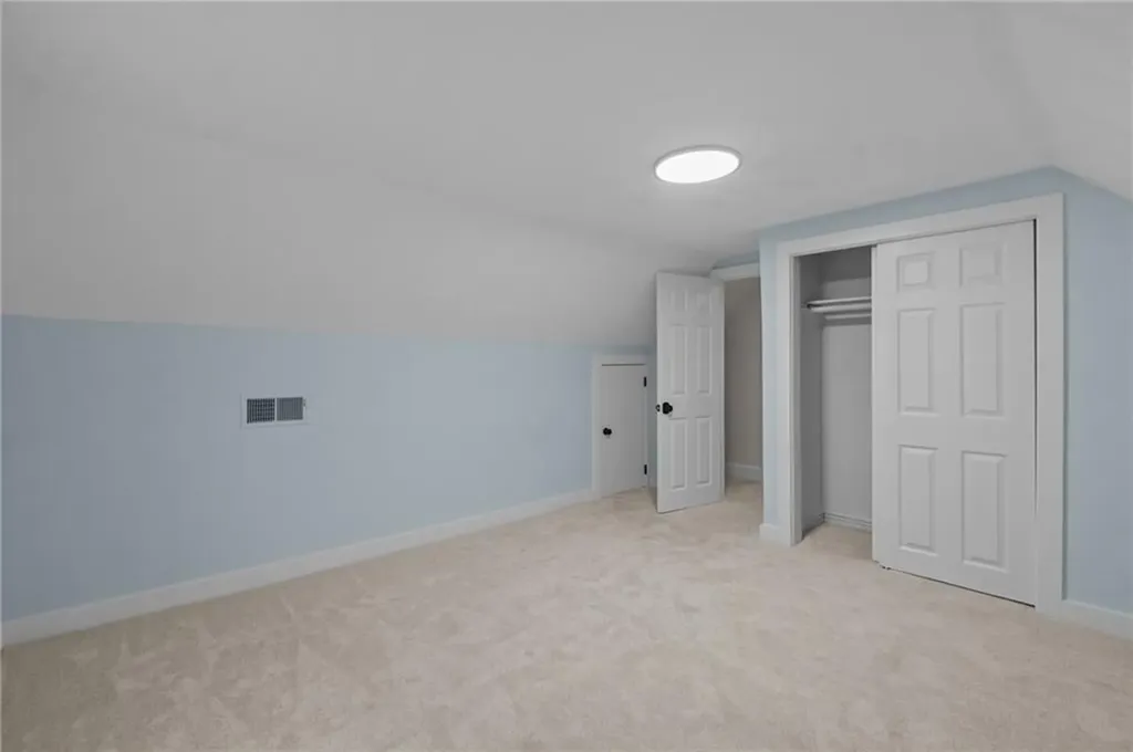 95 Harmony Court Warwick RI 02889