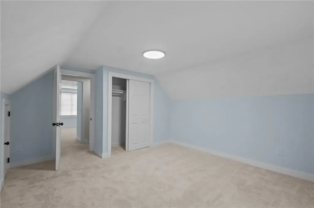 95 Harmony Court Warwick RI 02889