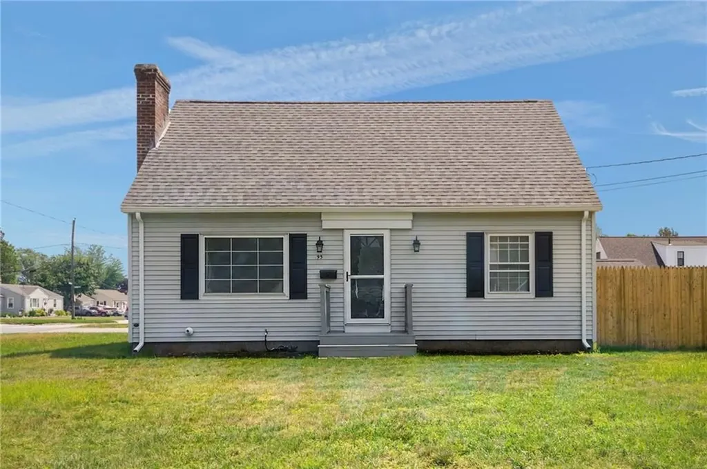 95 Harmony Court Warwick RI 02889