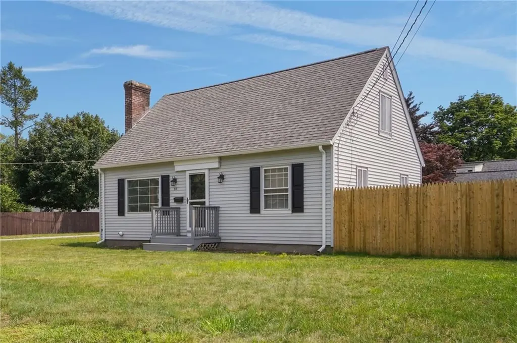 95 Harmony Court Warwick RI 02889