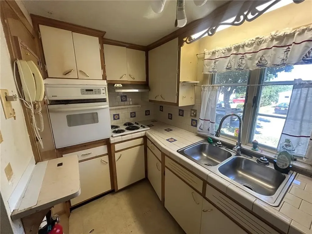 54 Furlong Street Cranston RI 02920