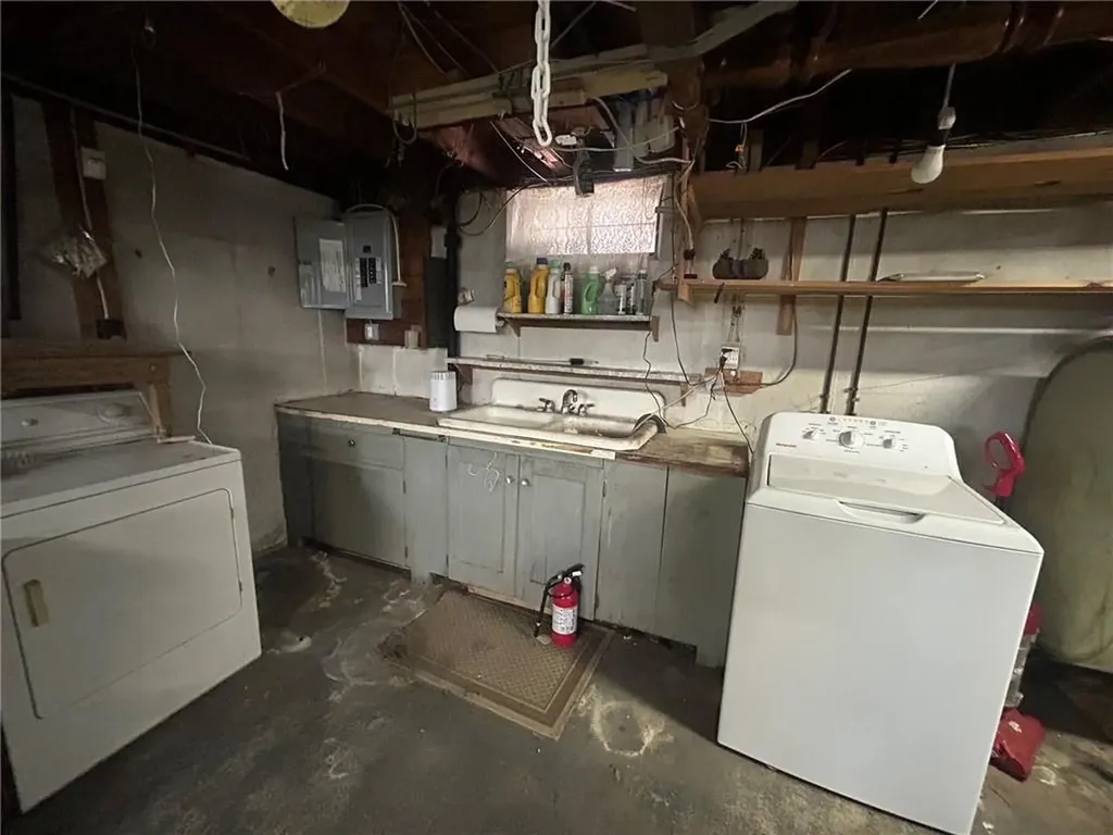 54 Furlong Street Cranston RI 02920