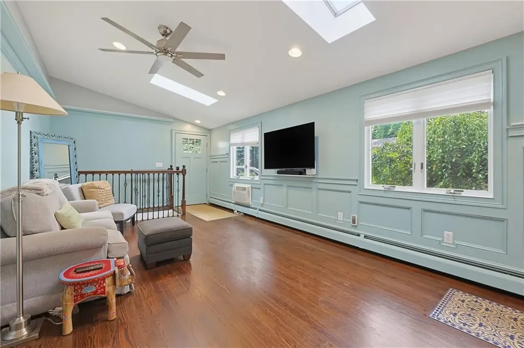 205 Waterman Avenue North Providence RI 02911