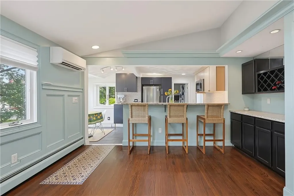 205 Waterman Avenue North Providence RI 02911