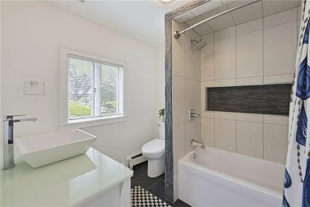 205 Waterman Avenue North Providence RI 02911