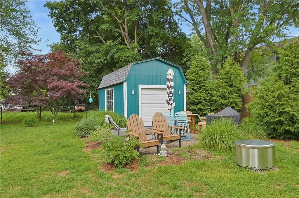 205 Waterman Avenue North Providence RI 02911