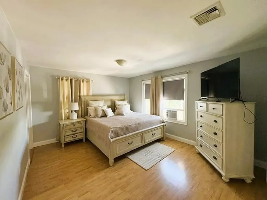 18 Calef Street Cranston RI 02920