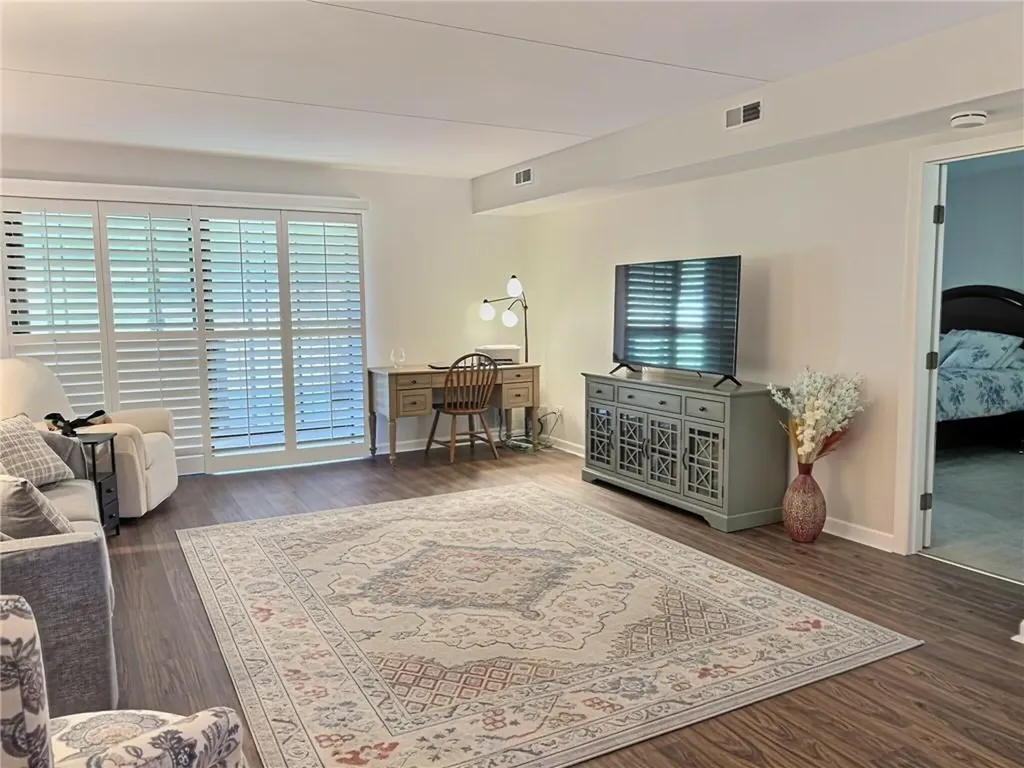 650 East Greenwich Avenue West Warwick RI 02893