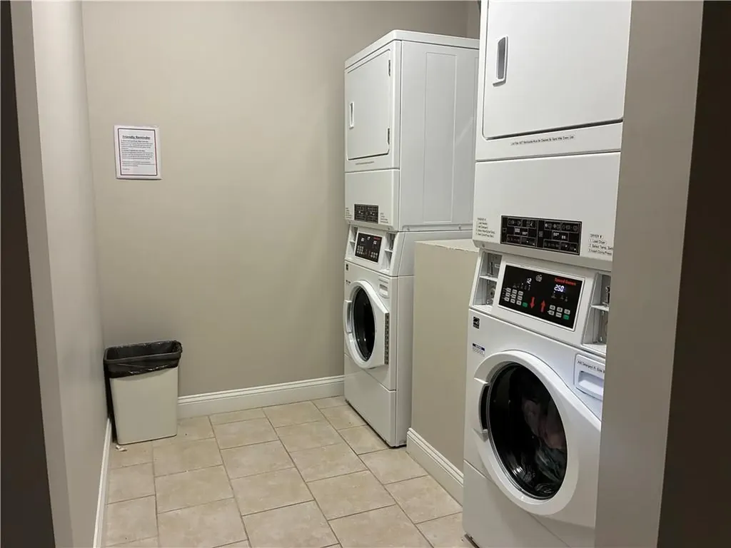 483 North Broadway Street East Providence RI 02914