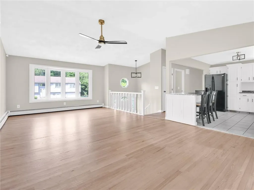 44 Village Avenue Cranston RI 02920