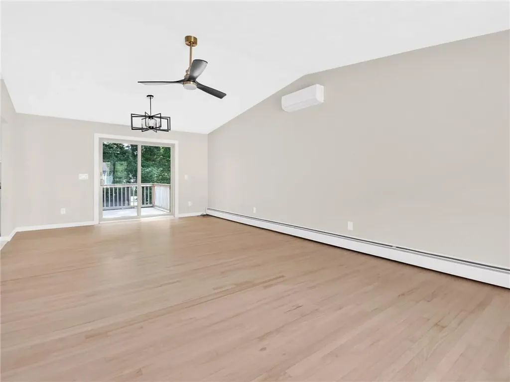 44 Village Avenue Cranston RI 02920