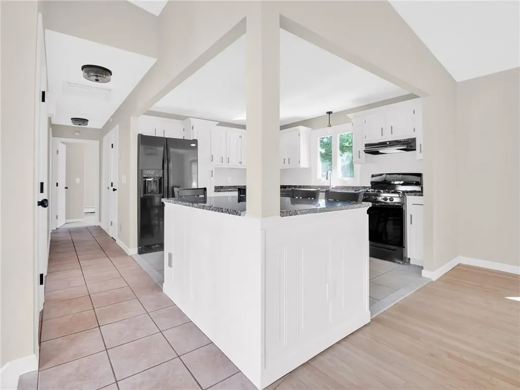44 Village Avenue Cranston RI 02920