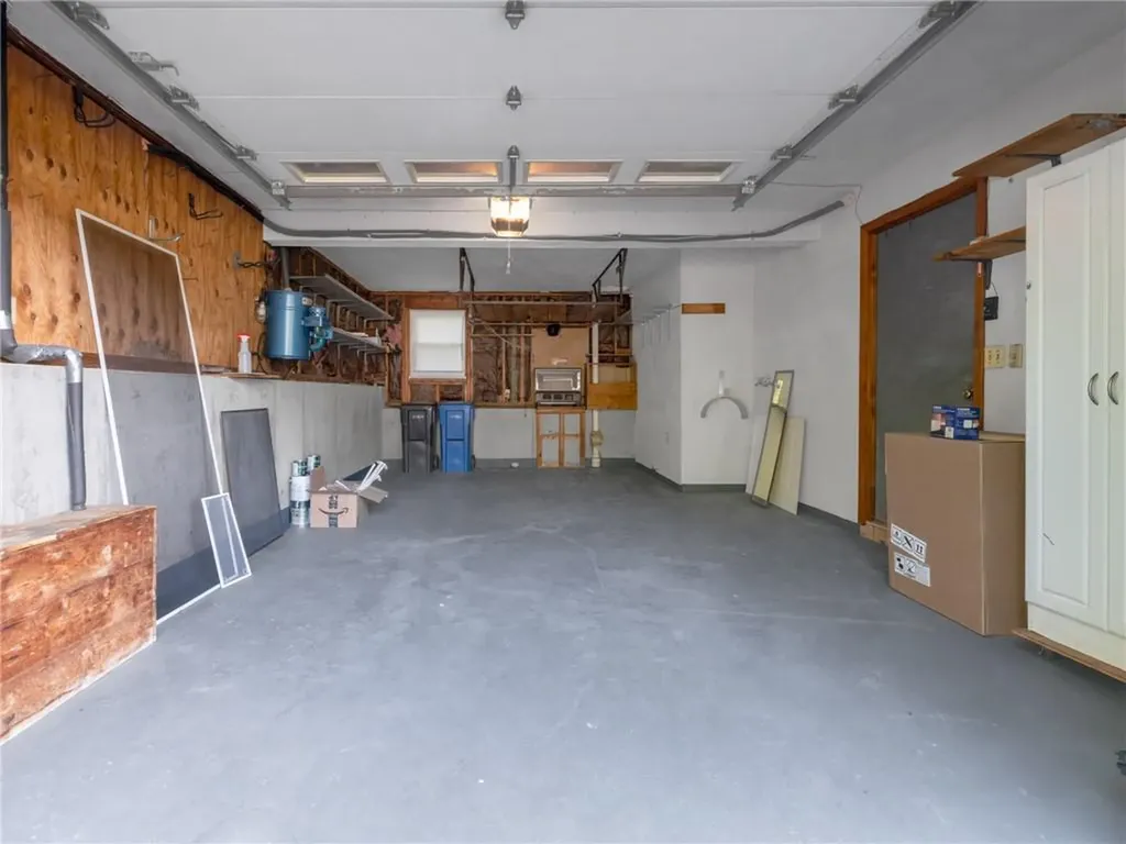 44 Village Avenue Cranston RI 02920