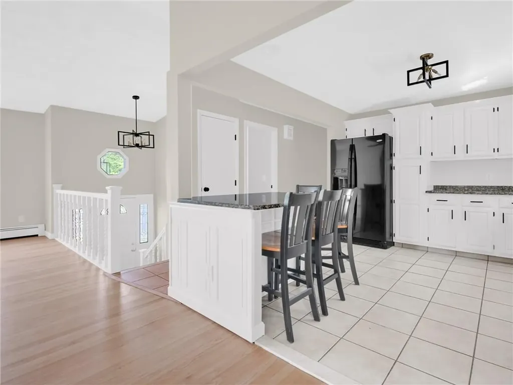 44 Village Avenue Cranston RI 02920