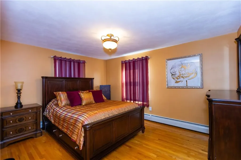 25 Ardway Avenue Warwick RI 02889