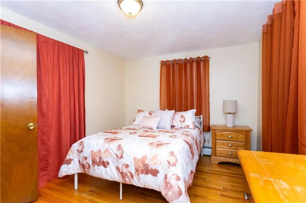 25 Ardway Avenue Warwick RI 02889