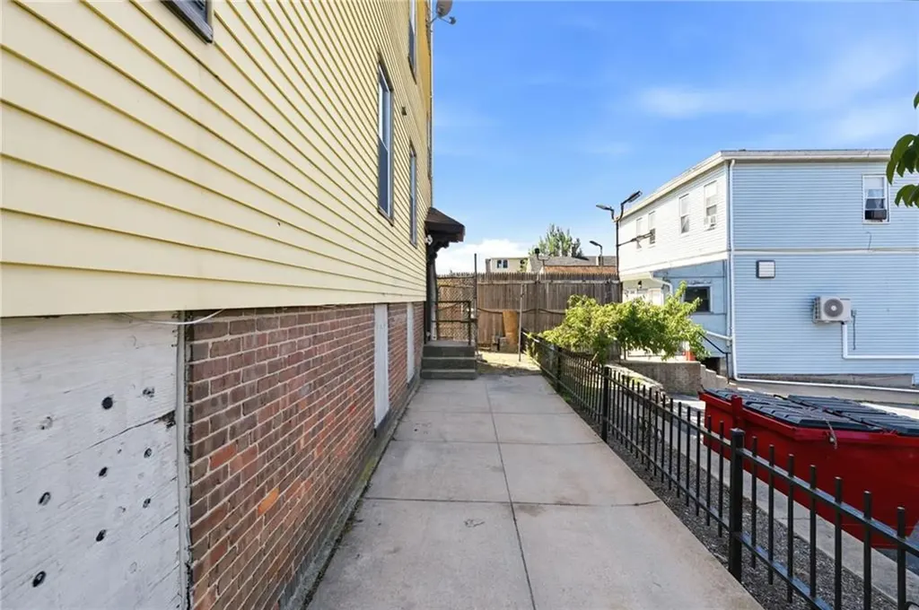 5 Peter Street Providence RI 02904