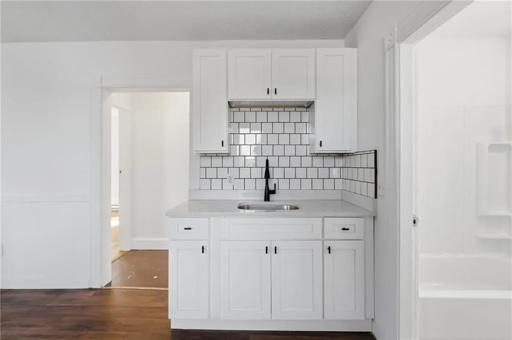 5 Peter Street Providence RI 02904