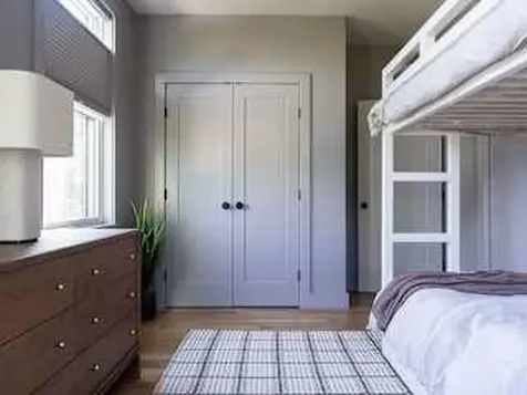 557 Bristol Ferry Road Portsmouth RI 02871