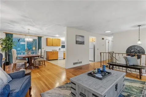 102 Windward Walk North Kingstown RI 02852