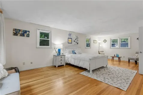 102 Windward Walk North Kingstown RI 02852