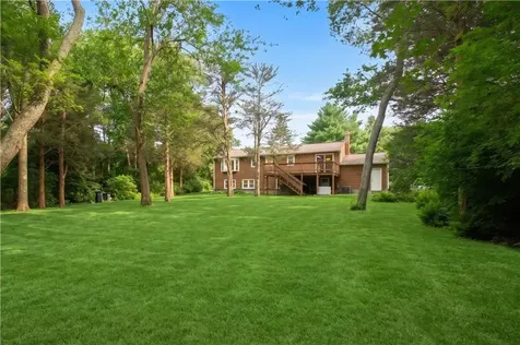 102 Windward Walk North Kingstown RI 02852