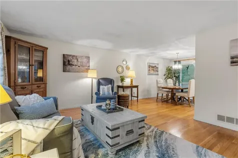 102 Windward Walk North Kingstown RI 02852