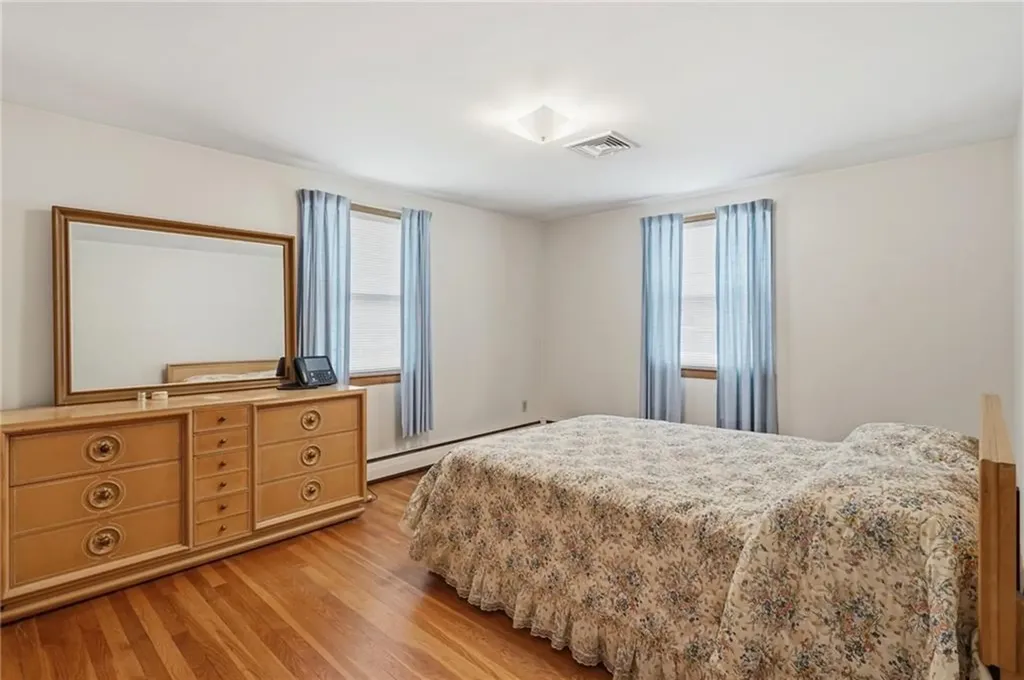 27 Danby Street Providence RI 02904