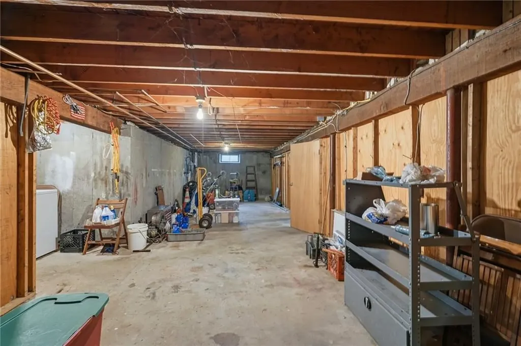 27 Danby Street Providence RI 02904
