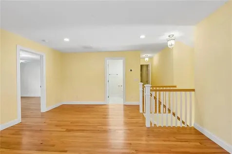 221 Wickford Court North Kingstown RI 02852