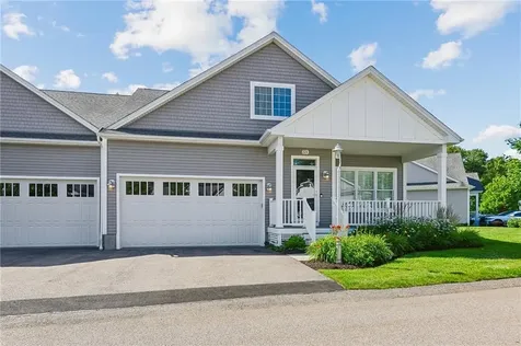 221 Wickford Court North Kingstown RI 02852