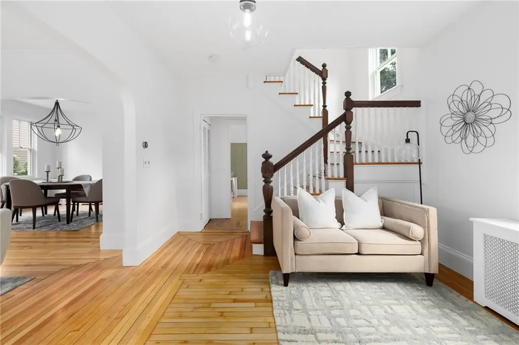 22 Ogden Street Providence RI 02906