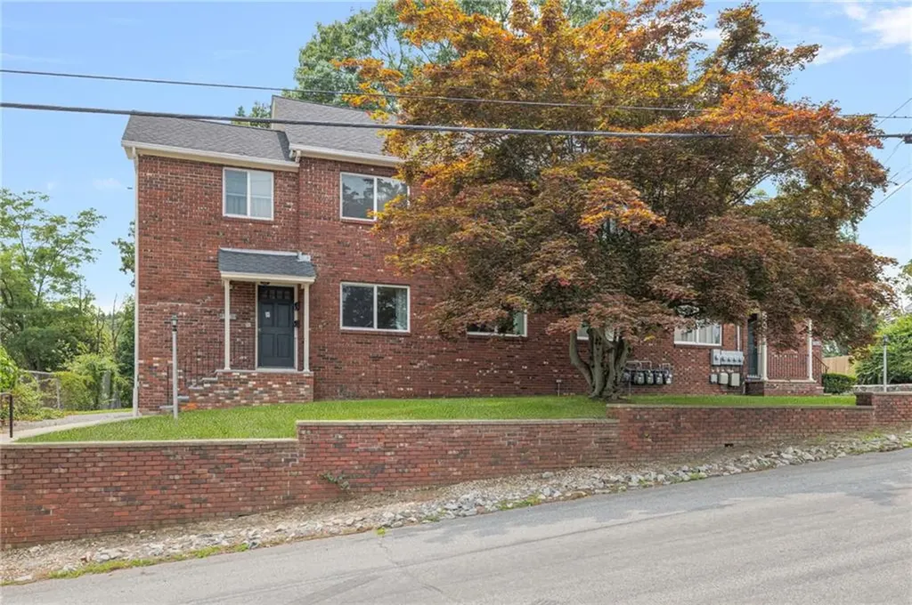 44 Newell Street West Warwick RI 02893