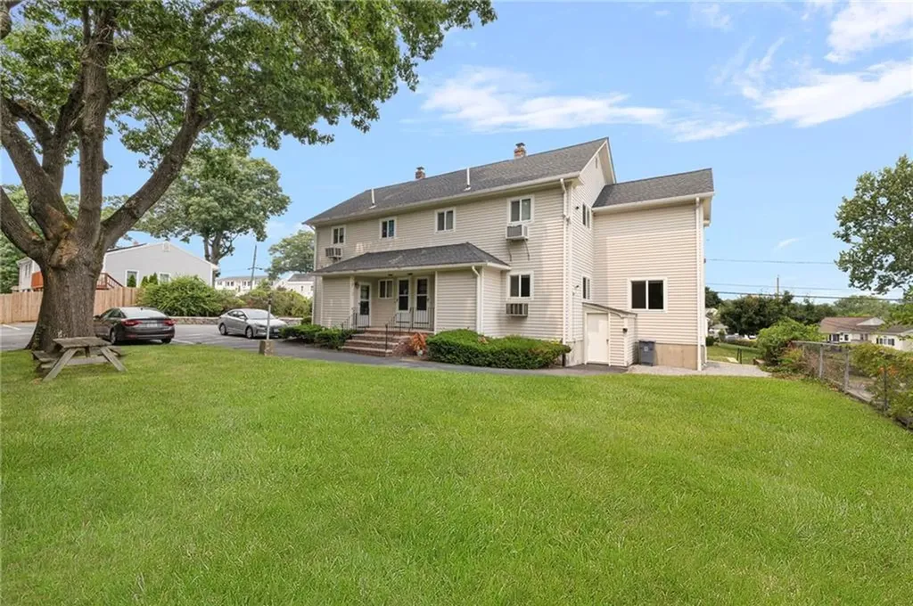 44 Newell Street West Warwick RI 02893