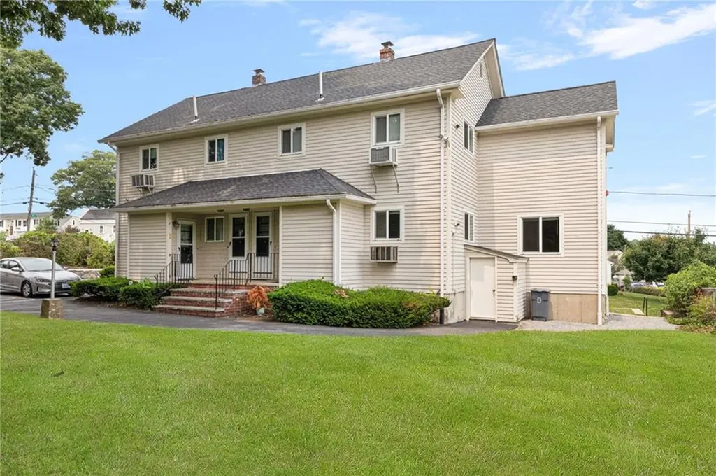 44 Newell Street West Warwick RI 02893