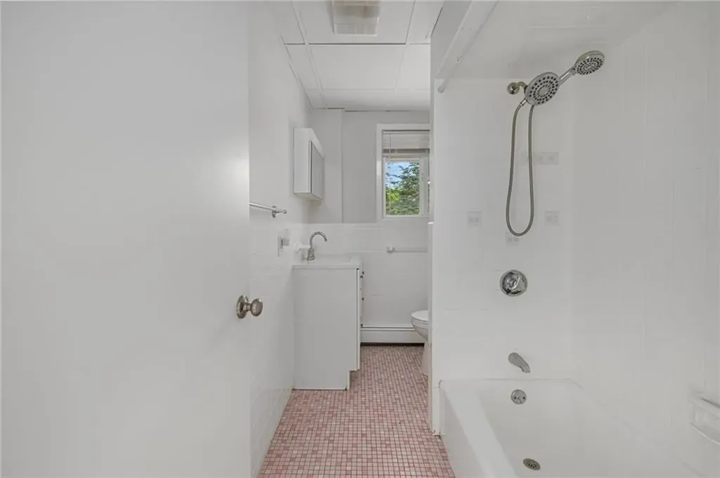 44 Newell Street West Warwick RI 02893