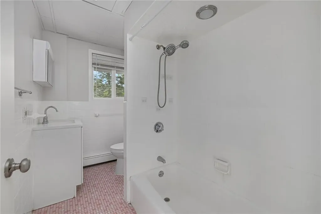 44 Newell Street West Warwick RI 02893