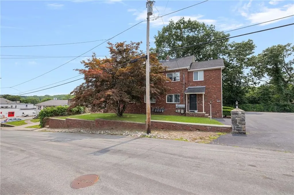 44 Newell Street West Warwick RI 02893