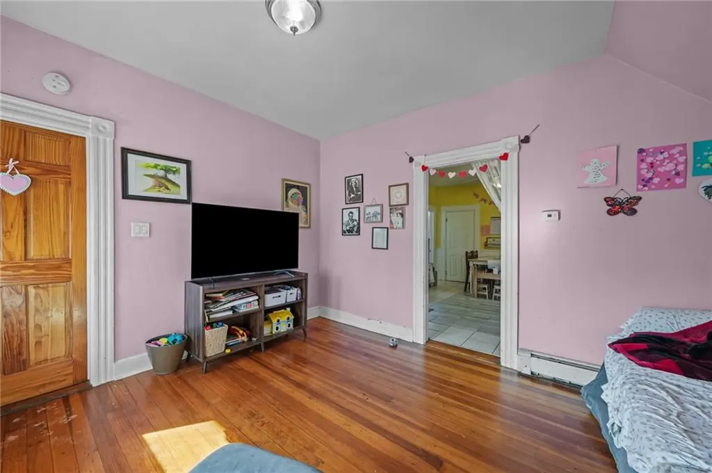 207 211 California Avenue Providence RI 02905