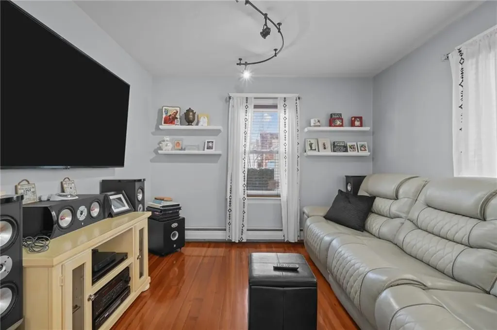 207 211 California Avenue Providence RI 02905