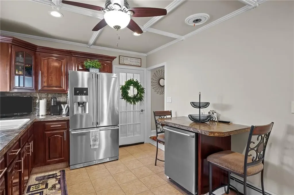 207 211 California Avenue Providence RI 02905