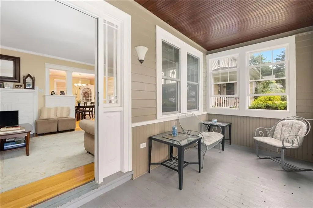 92 Nelson Street Providence RI 02908