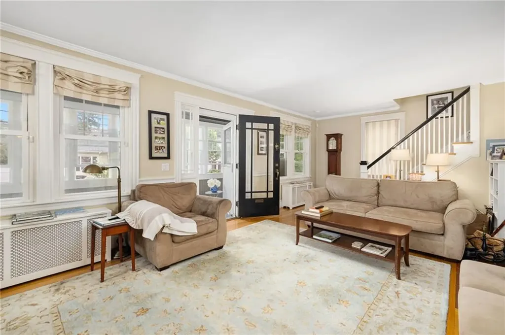 92 Nelson Street Providence RI 02908
