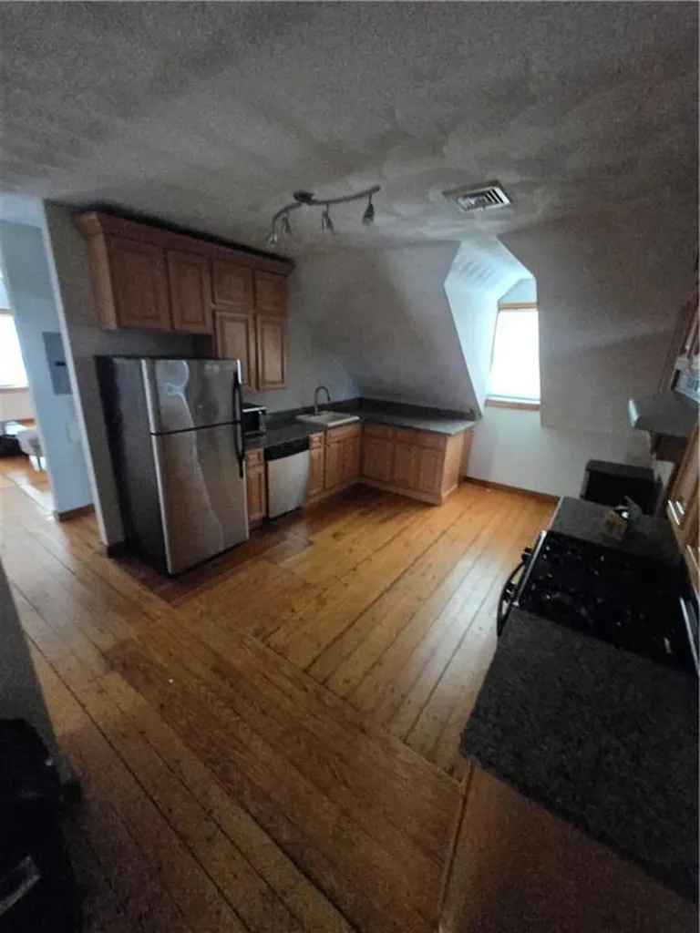107 Ring Street Providence RI 02909