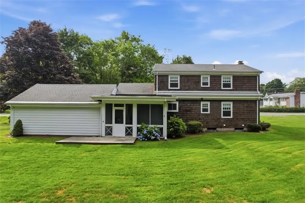 24 Rolling Acres Drive Cumberland RI 02864